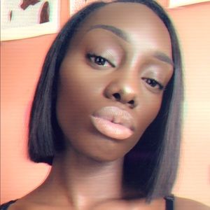 Meet your Posher, Mel-asia